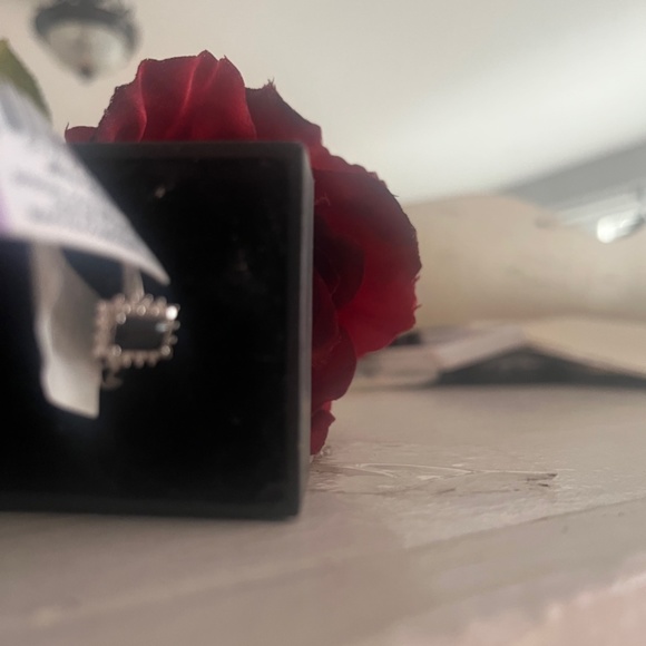 Diamond ring - Picture 9 of 9